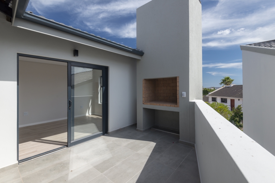 3 Bedroom Property for Sale in Country Club Western Cape